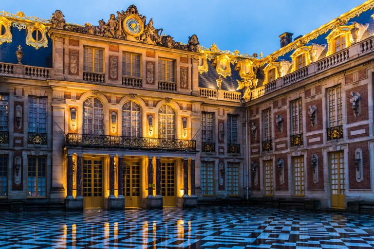 CHÂTEAU DE VERSAILLES – Museum Guide Paris